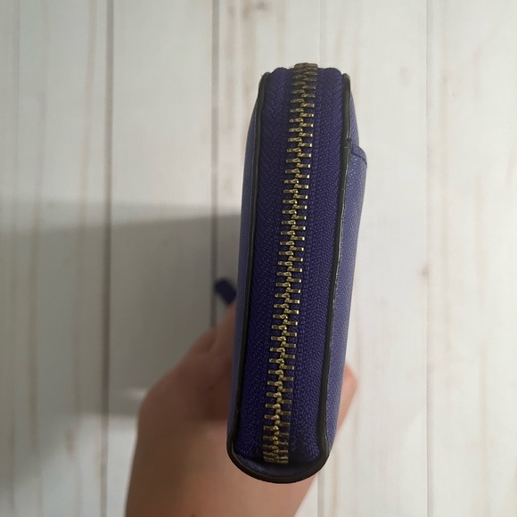 Kate Spade Large Continental Wallet - Picture 4 of 11